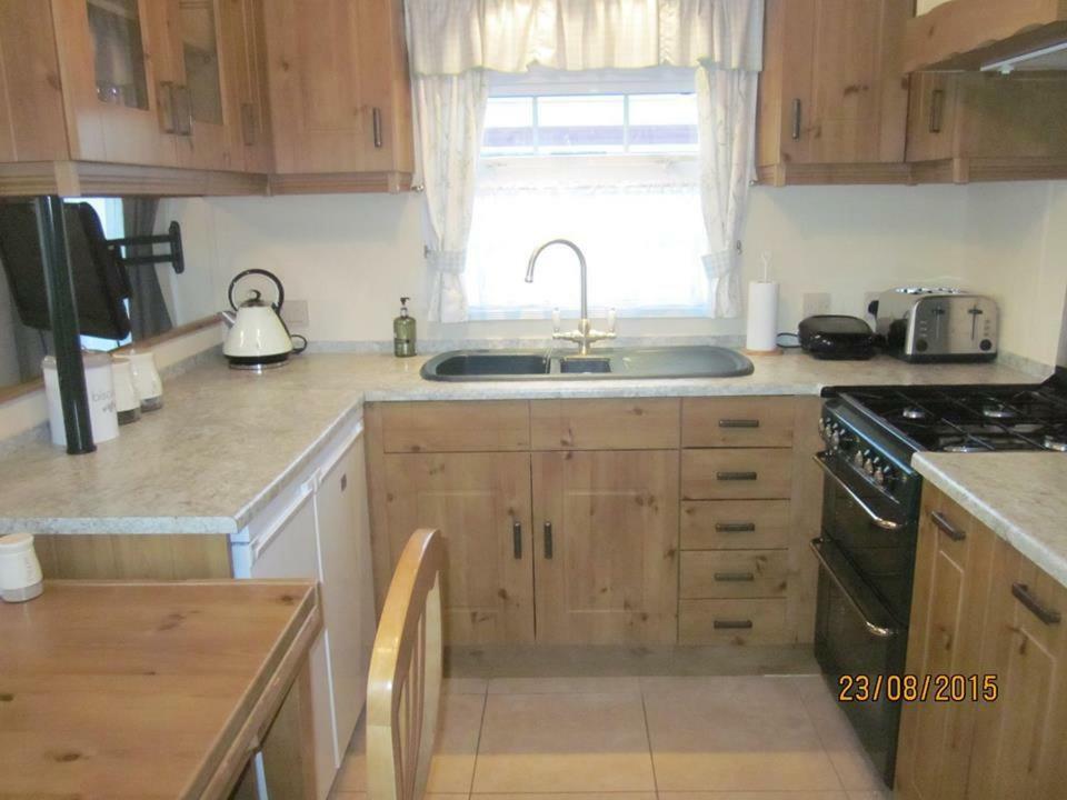 33 Beach Retreat Lodge Pevensey Bay Holiday Park מראה חיצוני תמונה