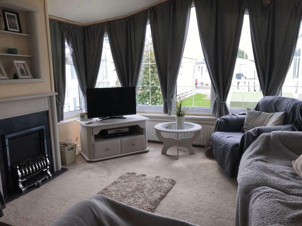 33 Beach Retreat Lodge Pevensey Bay Holiday Park מראה חיצוני תמונה